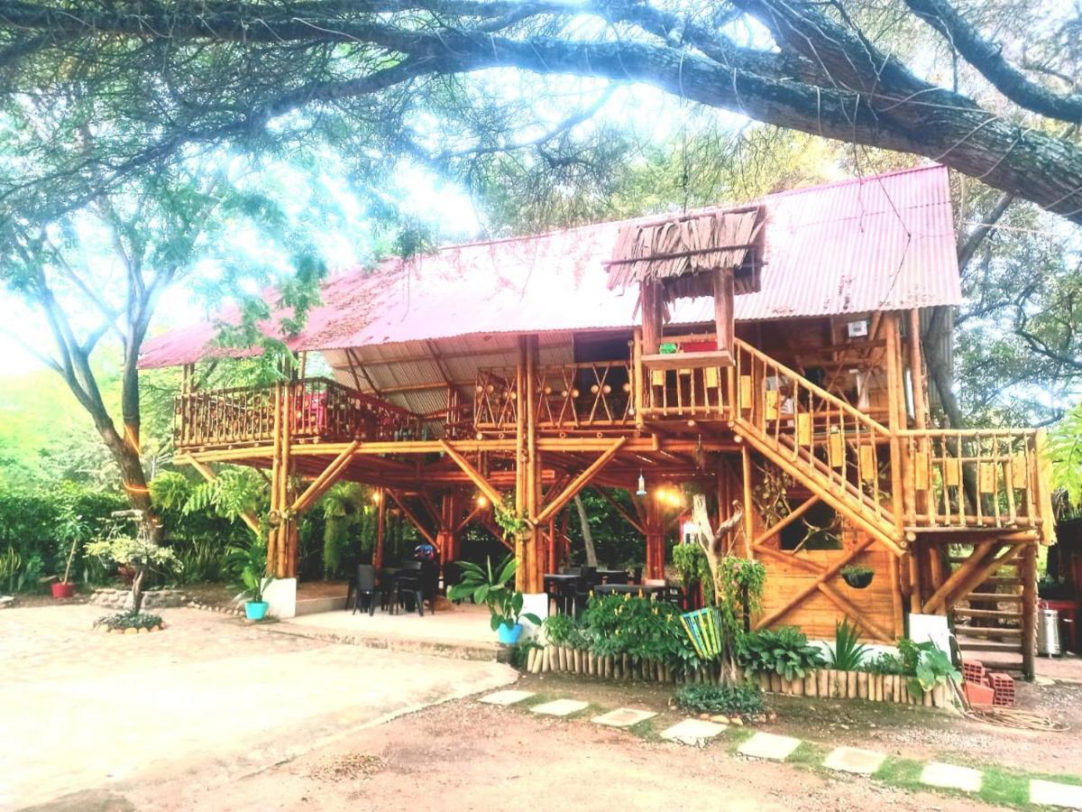 Avani Del Desierto Villavieja Exterior photo